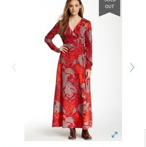 ❌️❌️SOLD❌️❌️W118 by Walter Baker Maxi Dress